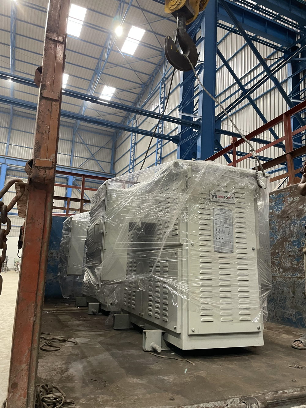 DRY TYPE TRANSFORMERS